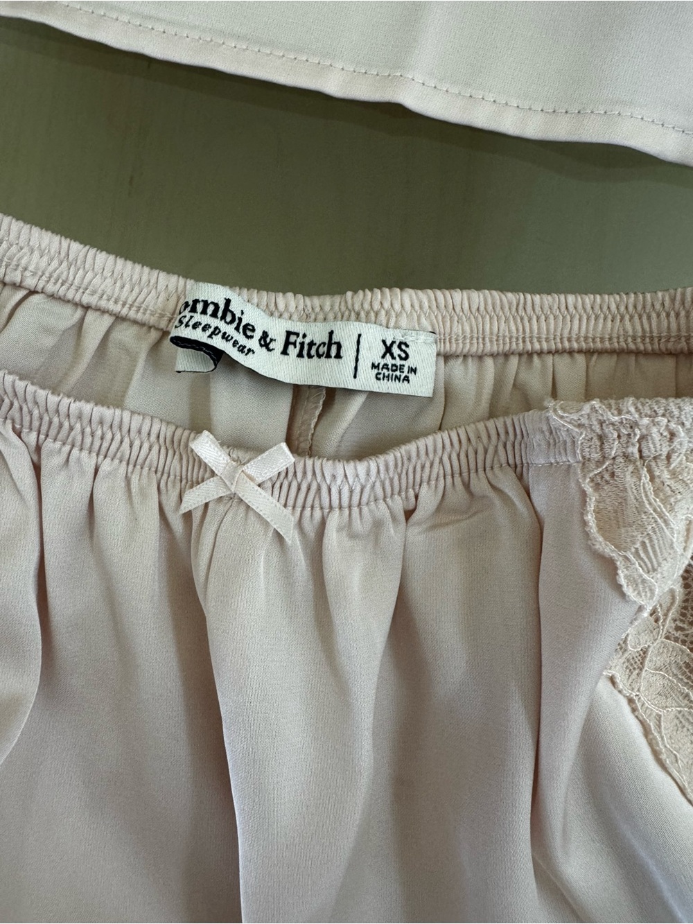 A&F XS sleepwear satin lace trim set - Picture 7 of 9